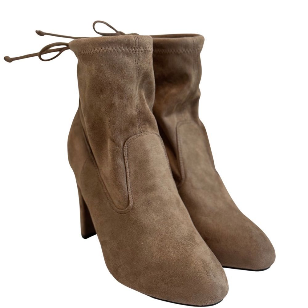Wild Diva Tan Suede Like Ankle Tie Booties, Women’s Size 8, Great Condition